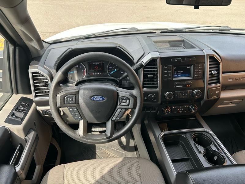 Ford F-250 SD XLT Crew Cab 4WD 2019