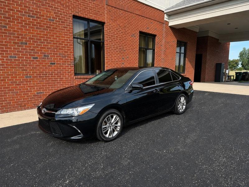 Toyota Camry SE 2017