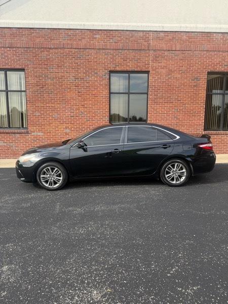 Toyota Camry SE 2017