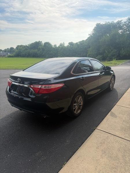 Toyota Camry SE 2017
