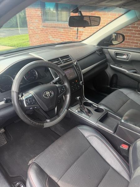 Toyota Camry SE 2017