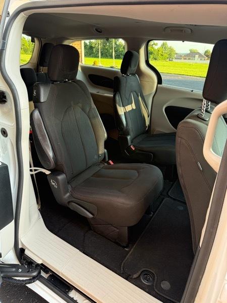 Chrysler Pacifica Touring Plus 2018