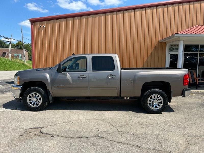 Chevrolet Silverado 3500HD LTZ Crew Cab 4WD 2012