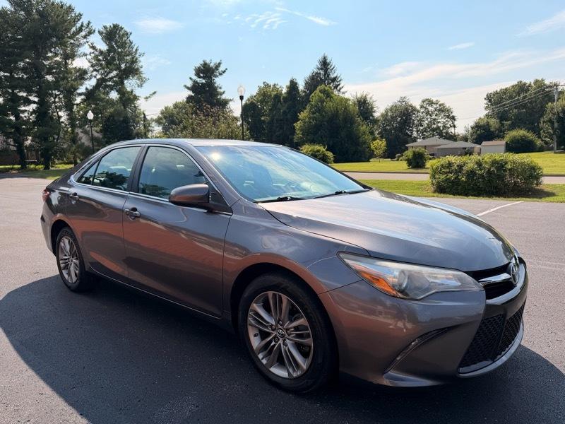 Toyota Camry SE 2015