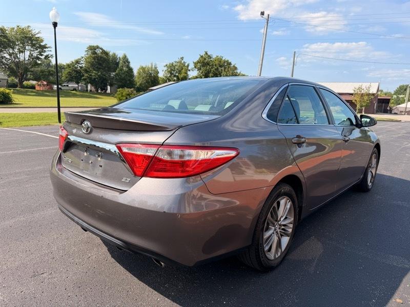 Toyota Camry SE 2015