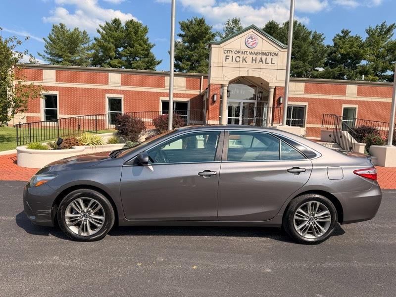 Toyota Camry SE 2015