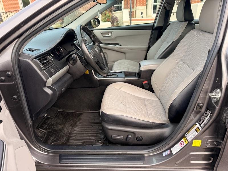 Toyota Camry SE 2015