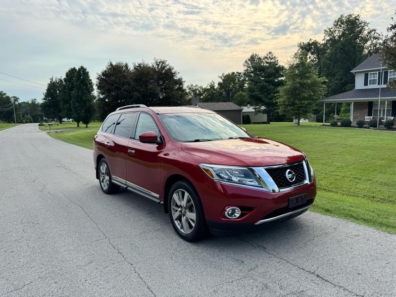 Nissan Pathfinder Platinum 4WD 2014