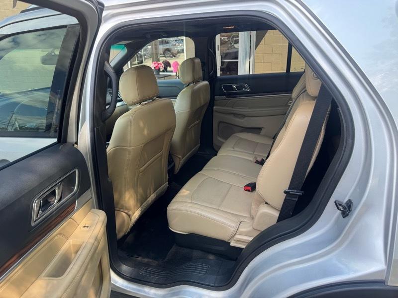 Ford Explorer Limited FWD 2017