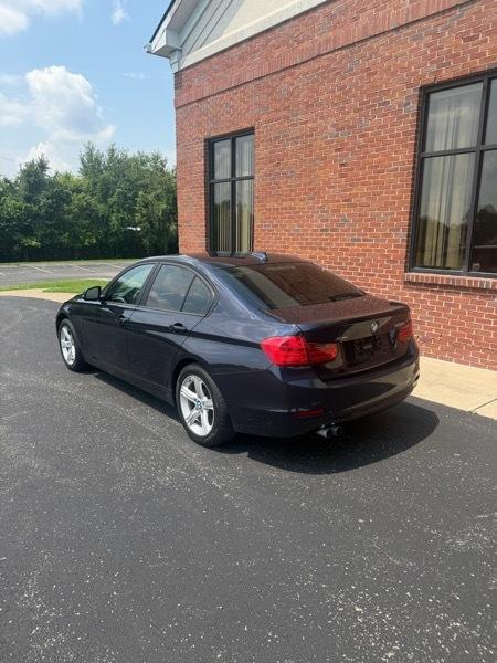 BMW 3-Series 328i xDrive Sedan 2013
