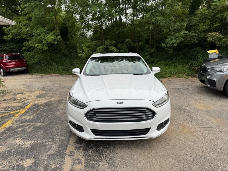 Ford Fusion SE 2013