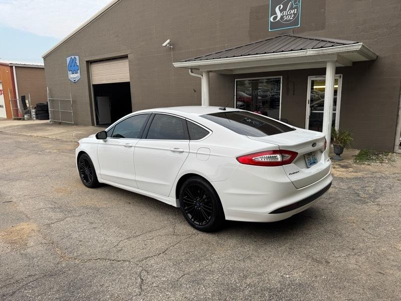 Ford Fusion SE 2013