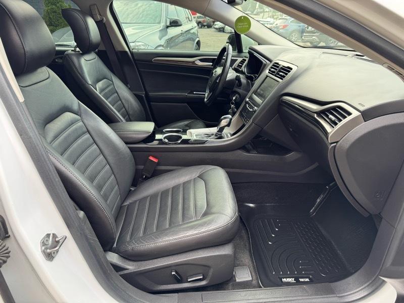 Ford Fusion SE 2013