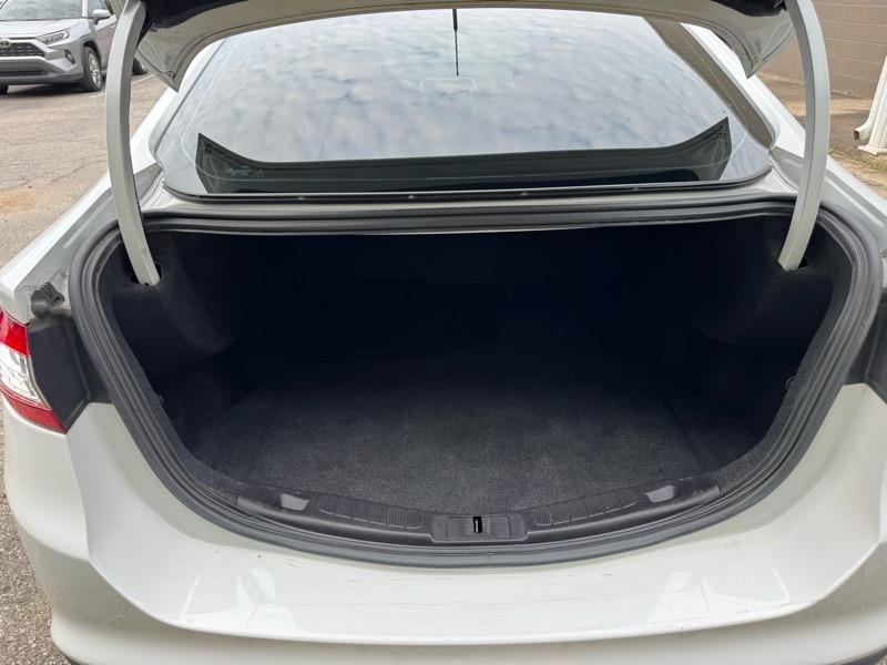 Ford Fusion SE 2013