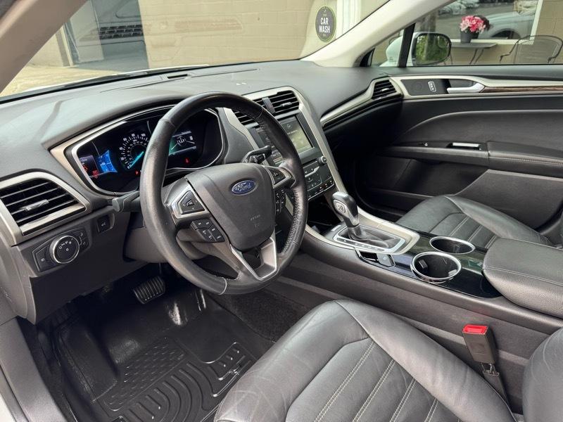 Ford Fusion SE 2013