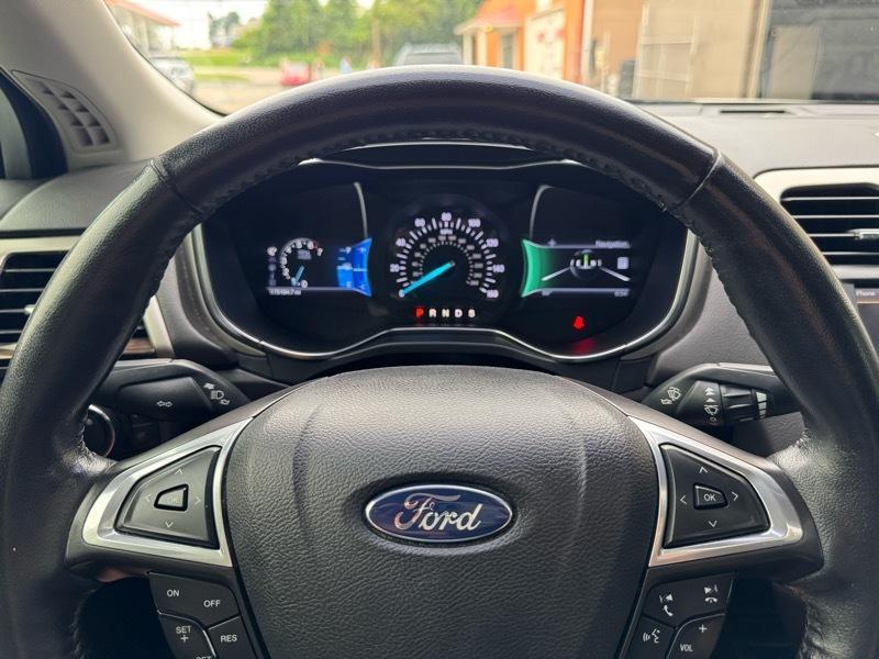 Ford Fusion SE 2013