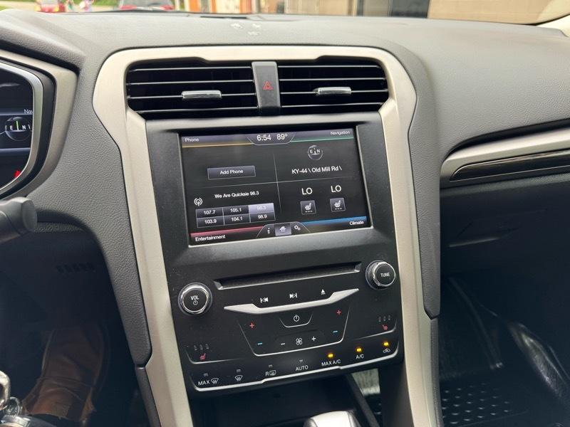 Ford Fusion SE 2013