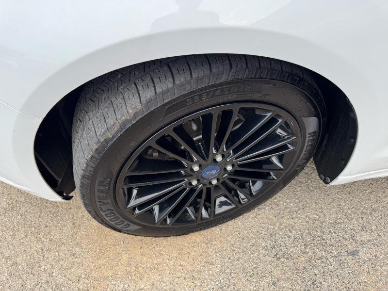 Ford Fusion SE 2013