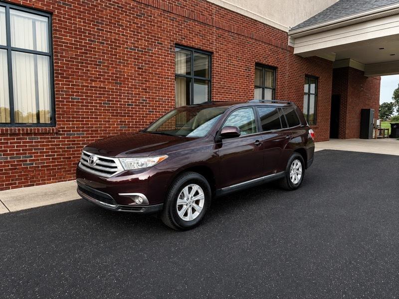 Toyota Highlander 4WD 4dr V6  Sport (Natl) 2011