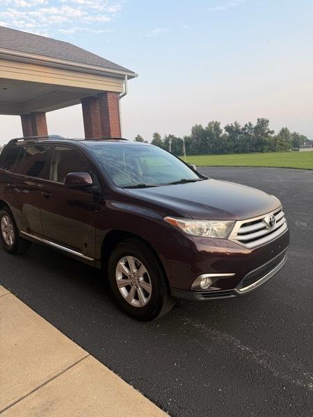 Toyota Highlander 4WD 4dr V6  Sport (Natl) 2011