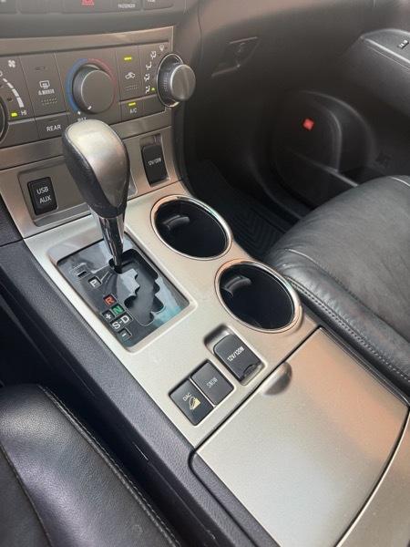 Toyota Highlander 4WD 4dr V6  Sport (Natl) 2011