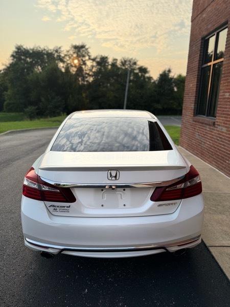 Honda Accord Sport 4D Sedan 2017