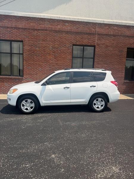 Toyota RAV4 FWD 4dr 4-cyl 4-Spd AT Sport (Natl) 2010