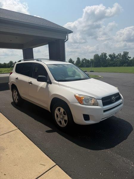 Toyota RAV4 FWD 4dr 4-cyl 4-Spd AT Sport (Natl) 2010