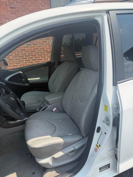 Toyota RAV4 FWD 4dr 4-cyl 4-Spd AT Sport (Natl) 2010