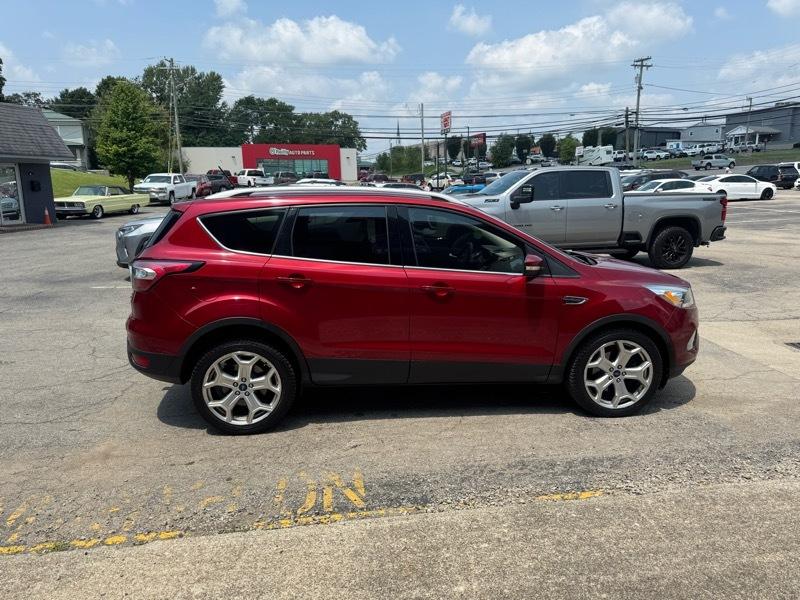 Ford Escape Titanium 4WD 2018