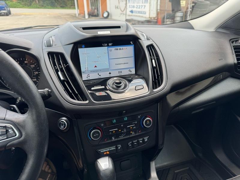 Ford Escape Titanium 4WD 2018