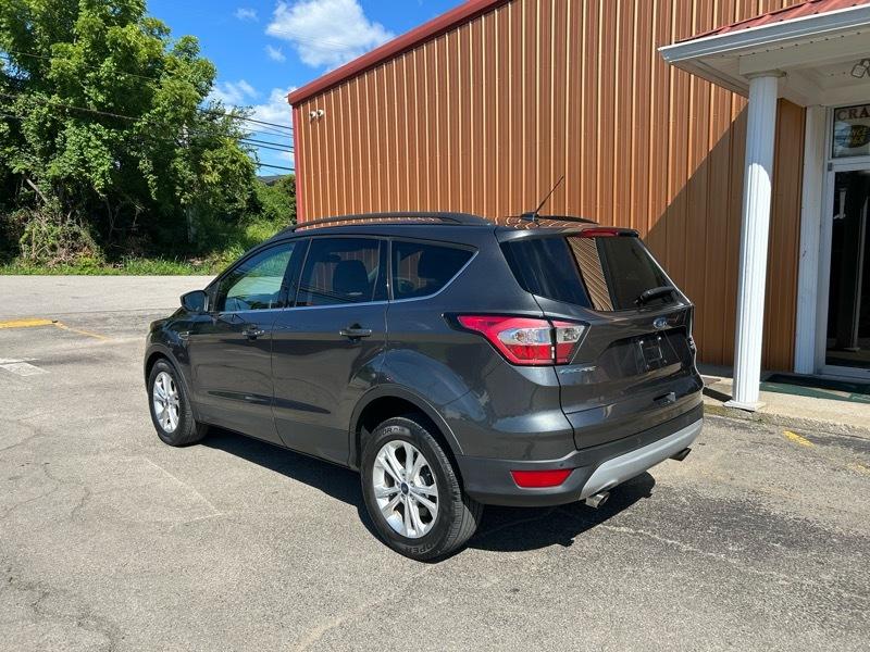 Ford Escape SE FWD 2017