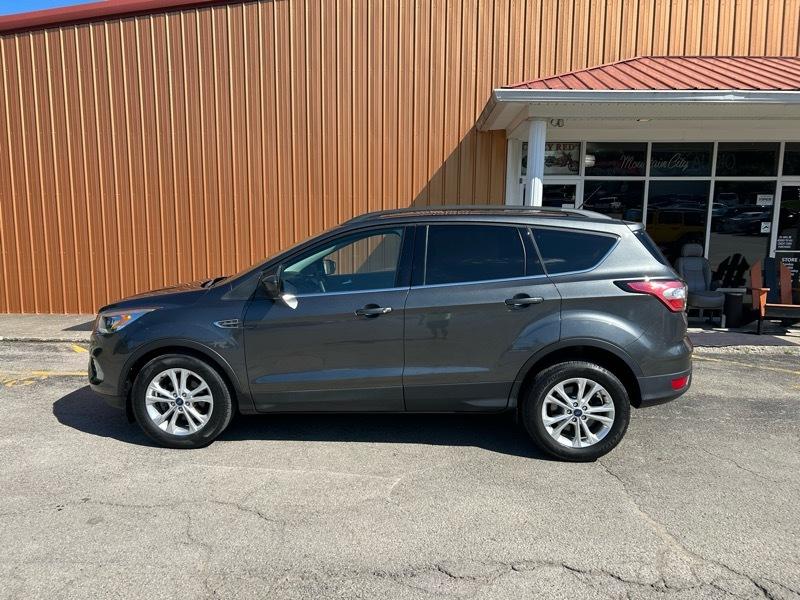 Ford Escape SE FWD 2017