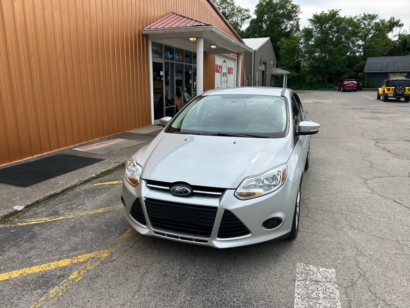 Ford Focus SE Hatch 2013