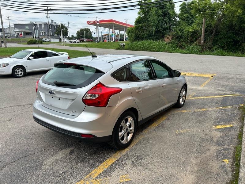 Ford Focus SE Hatch 2013