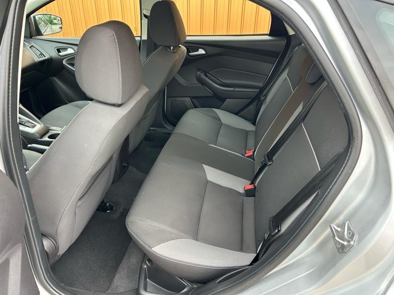Ford Focus SE Hatch 2013