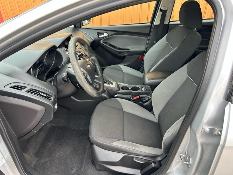 Ford Focus SE Hatch 2013