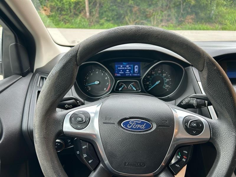 Ford Focus SE Hatch 2013