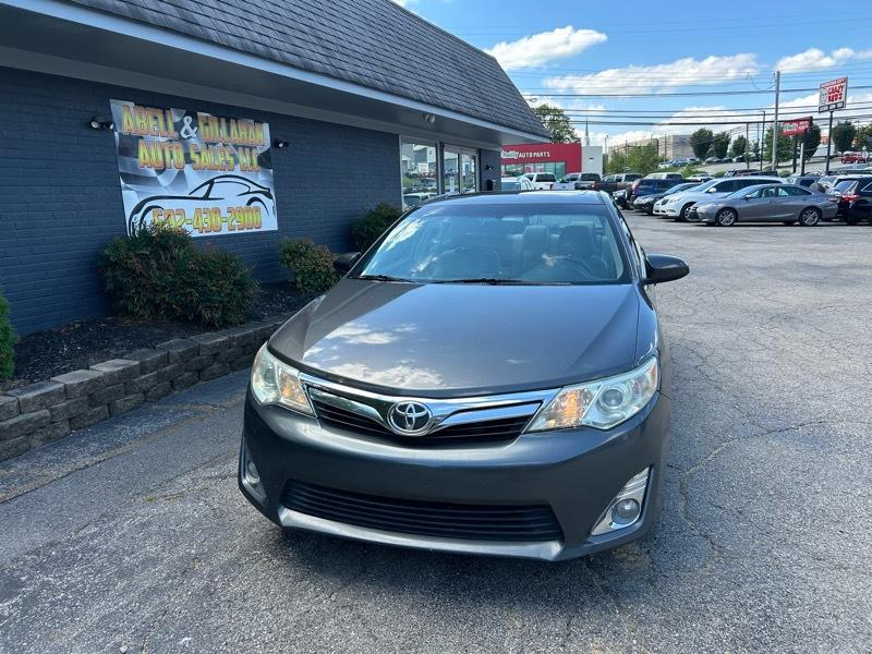 Toyota Camry XLE 2013