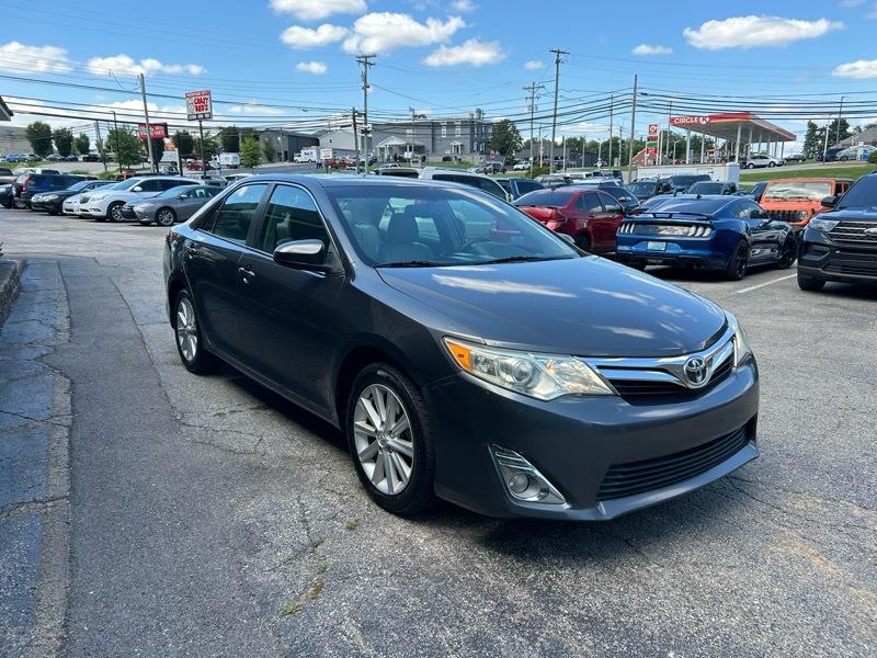 Toyota Camry XLE 2013