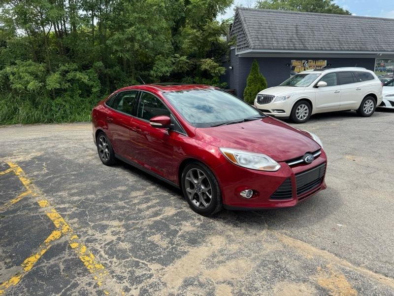 Ford Focus SE Sedan 2013