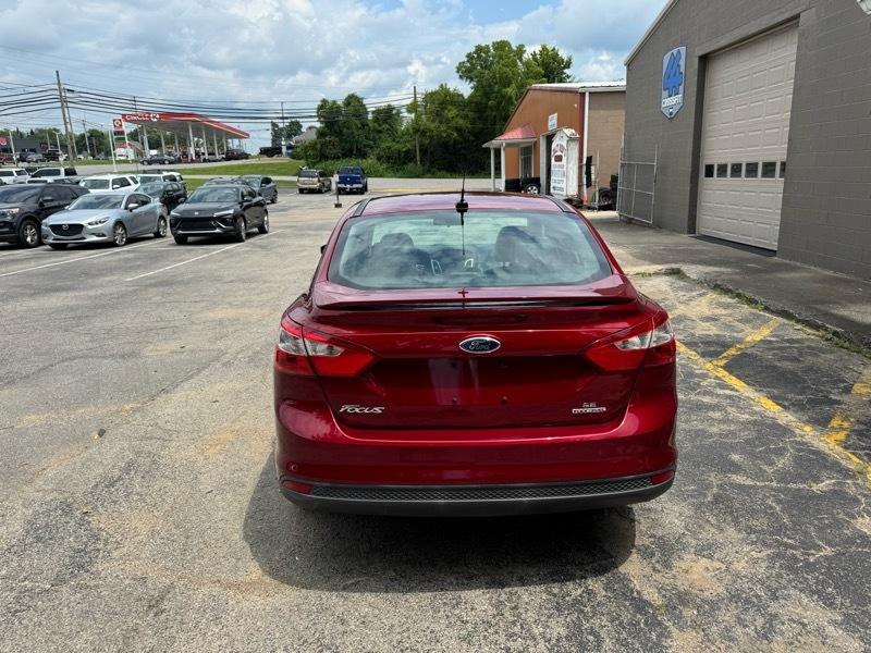 Ford Focus SE Sedan 2013