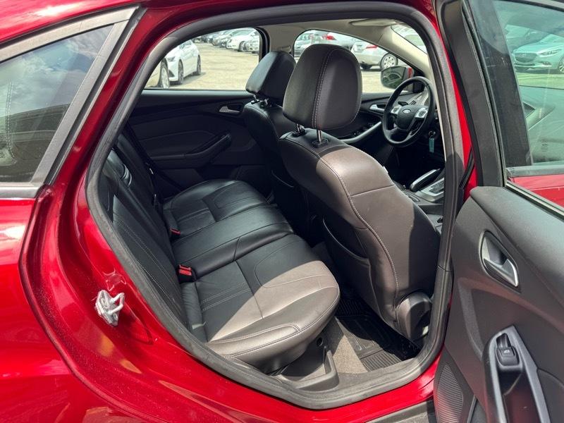 Ford Focus SE Sedan 2013