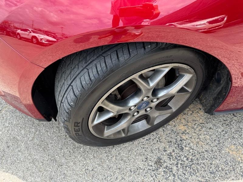 Ford Focus SE Sedan 2013