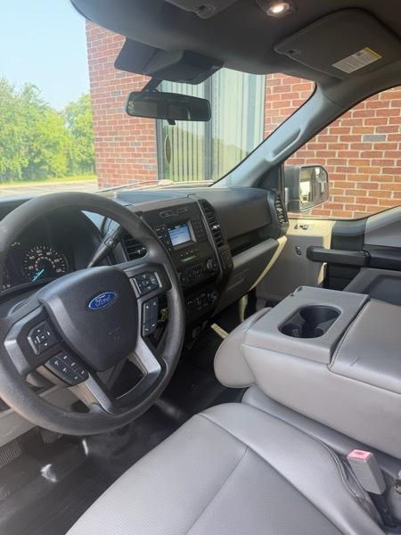 Ford F-150 4WD SuperCrew 139" XL 2019