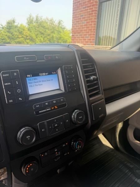 Ford F-150 4WD SuperCrew 139" XL 2019