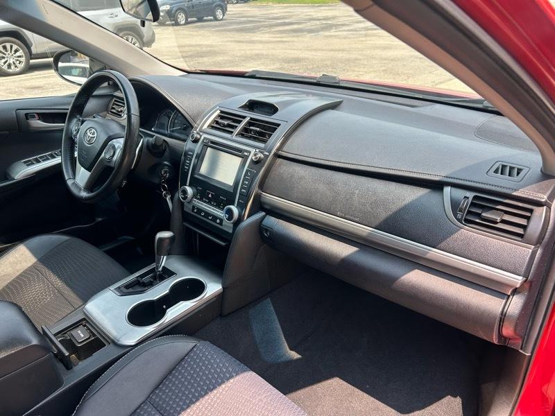 Toyota Camry SE 2012