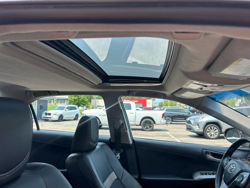 Toyota Camry SE 2012