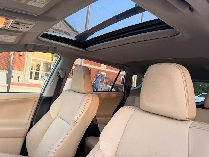 Toyota RAV4 Limited AWD 2013