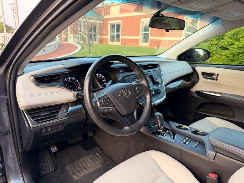 Toyota Avalon XLE Touring SE 2015